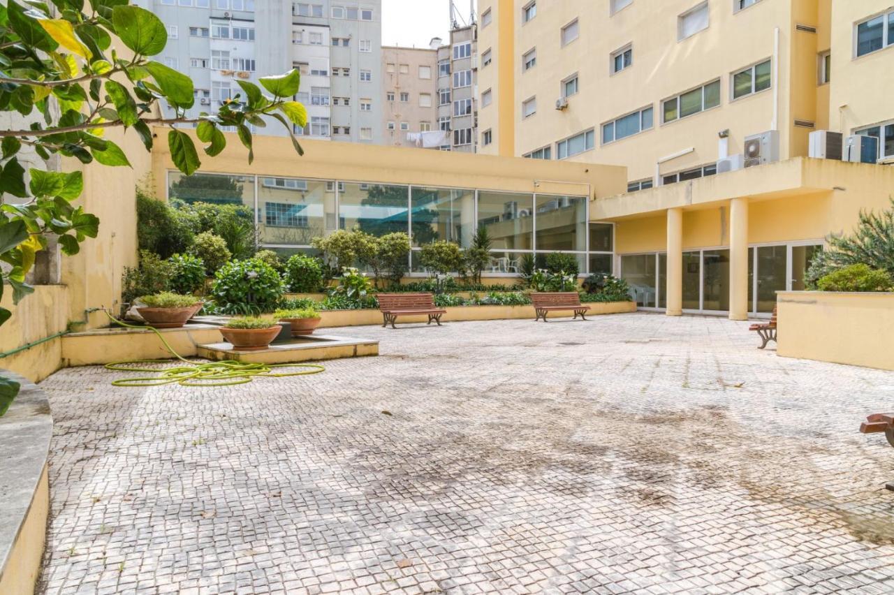 Mysh Lisbon Apartment Bagian luar foto